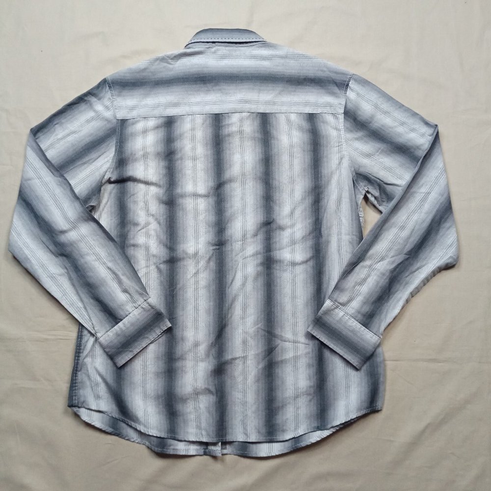 Irreverent Mens Casual Button Down Shirt Size L Gray Striped Cotton Barrel Cuff - Picture 2 of 8